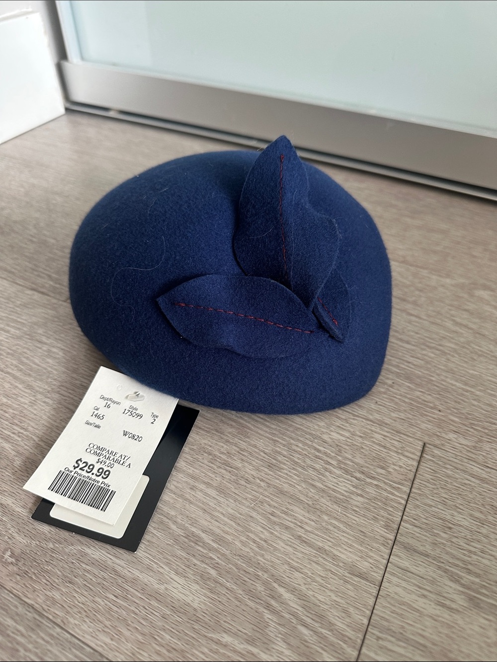 Women’s Navy Wool Felt Fascinator Hat with Leaf Accent. Brand new.